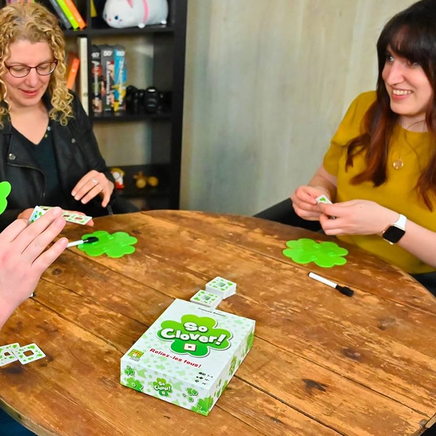 Eq　Jiminy craft language　ill his clover Clover – Quick Yo-Yo Maker – Shamrock – Large – My Sewing Room